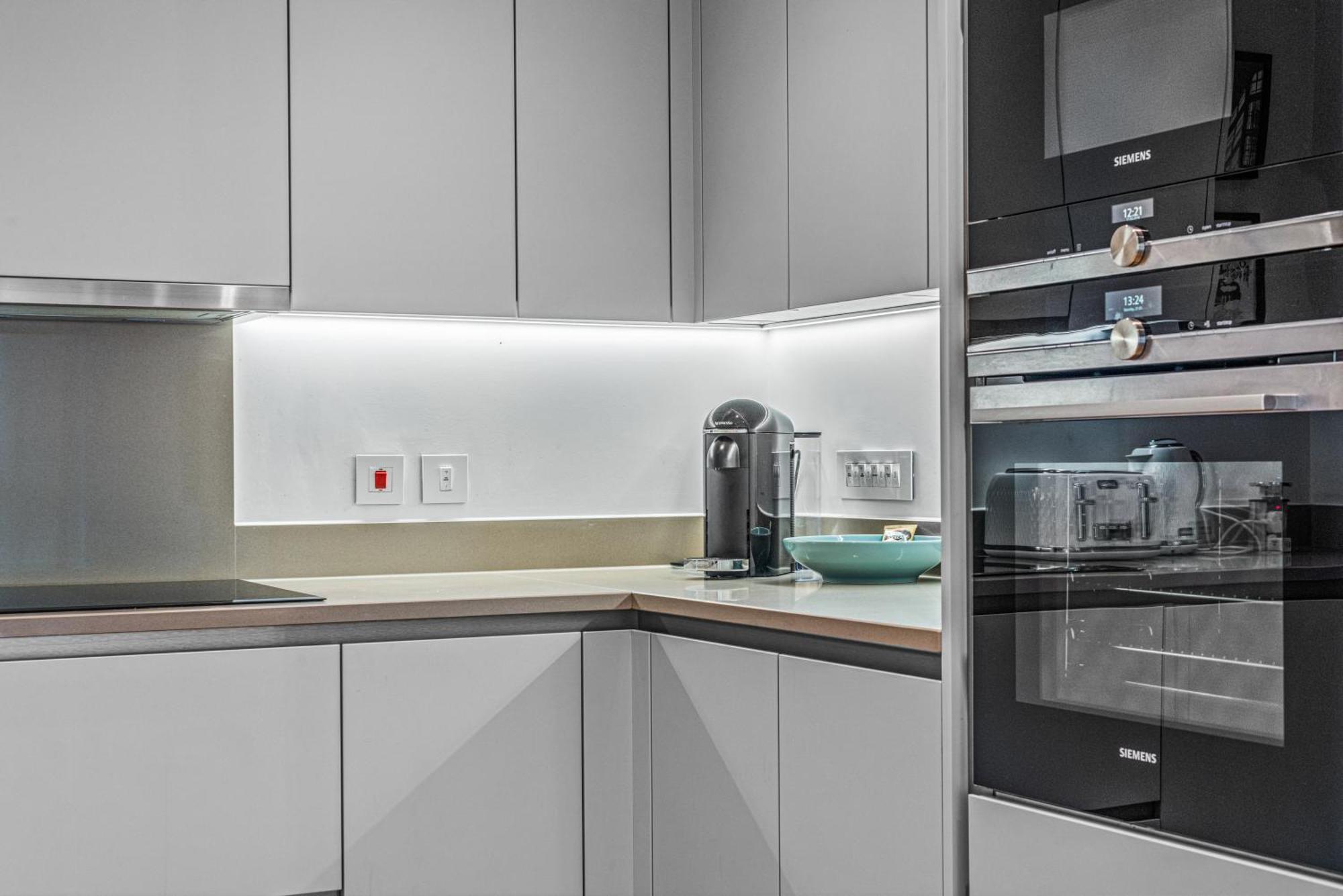 Londwell, Heart Of Notting Hill, Balcony Suite Luxury Лондон Экстерьер фото